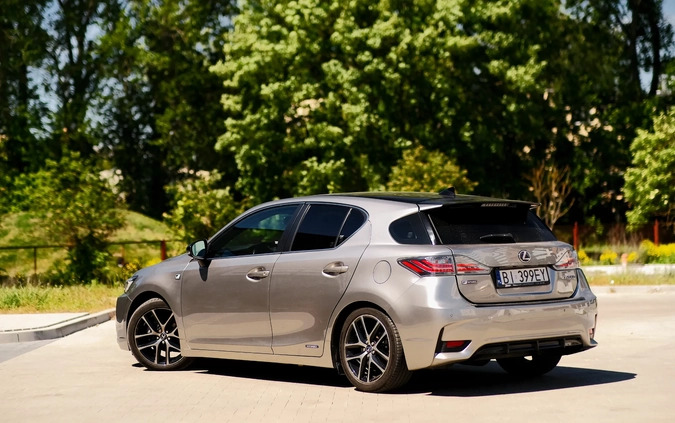 Lexus CT cena 64900 przebieg: 30500, rok produkcji 2016 z Białystok małe 596